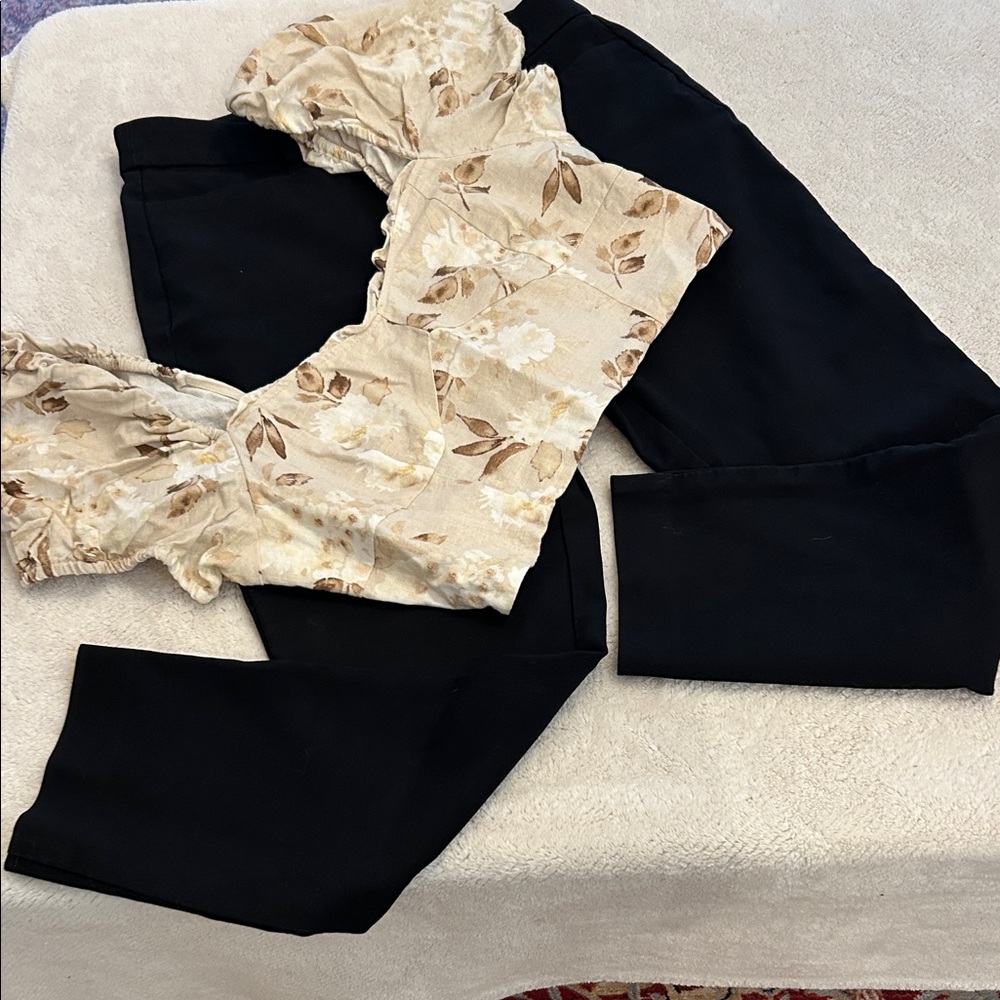 House of Harlow 1960 Floral Beige and tan linen Crop Top